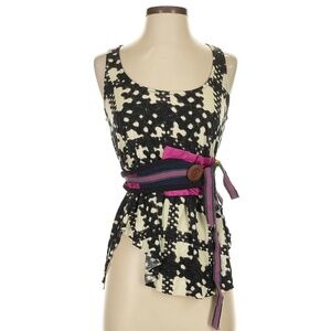 A common Thread black and white tank